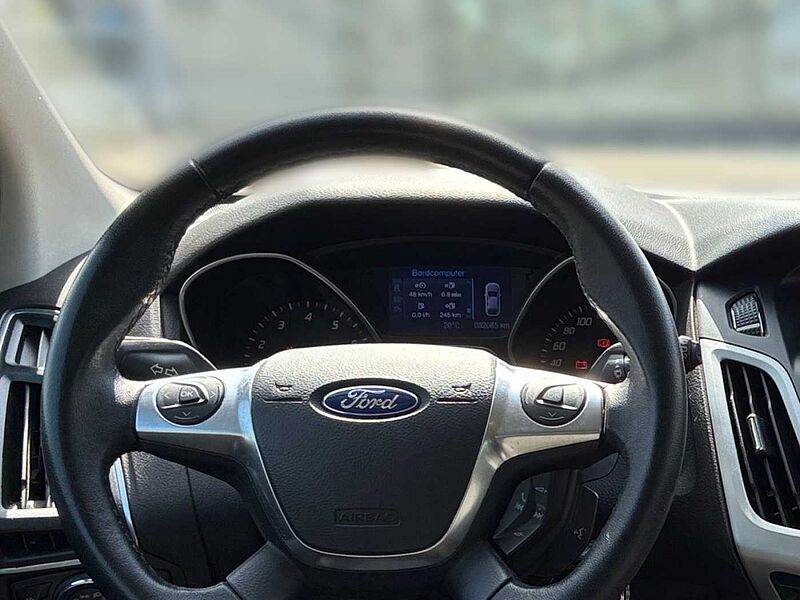 Ford Focus 1.0 EcoBoost Champions Edition Start/Stopp